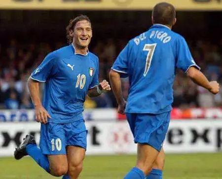 对普通球员 对普通球员