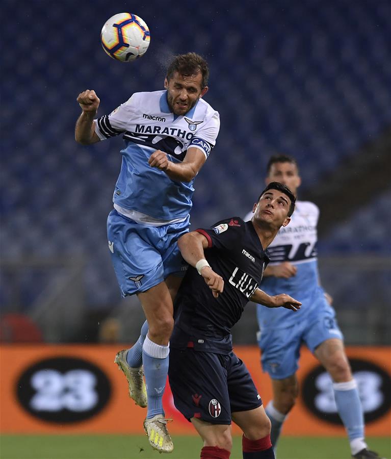 会和发展空 会和发展空